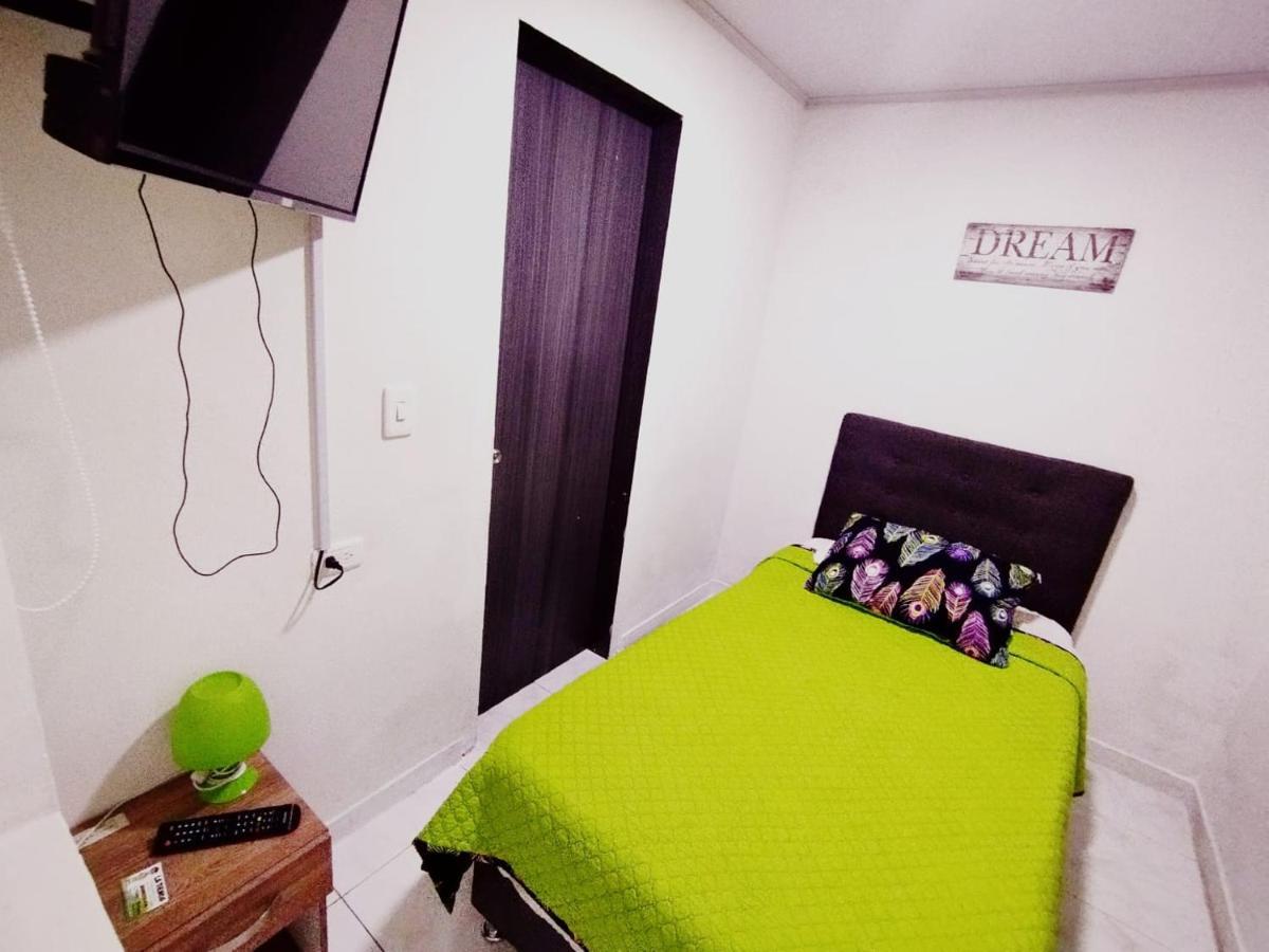 Aloha Hostel Bogotá Eksteriør billede
